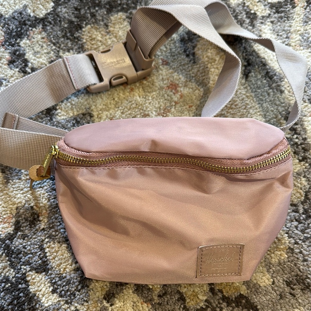 Herschel Pink fanny pack